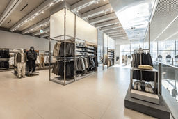 무신사 스탠다드 성수