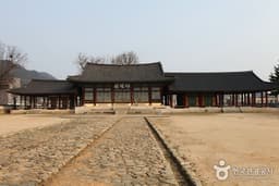 근대와 현대를 넘나드는 100년의 시간여행