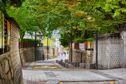 북촌한옥마을 감고당길