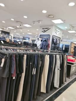 프로스펙스 뉴코아 산본점