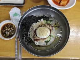 중미산막국수
