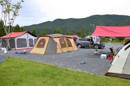 설뫼충효테마파크오토캠핑장