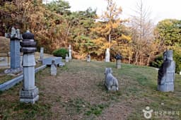 충주 석보군 묘소