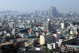 우암산 자락에서 바라보는 청주의 야경