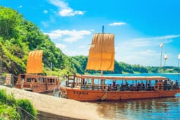 임진강 황포돛배