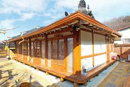 시원 한옥체험관