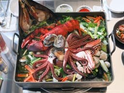 여인천하조개구이