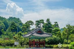 의사전해산 추모비