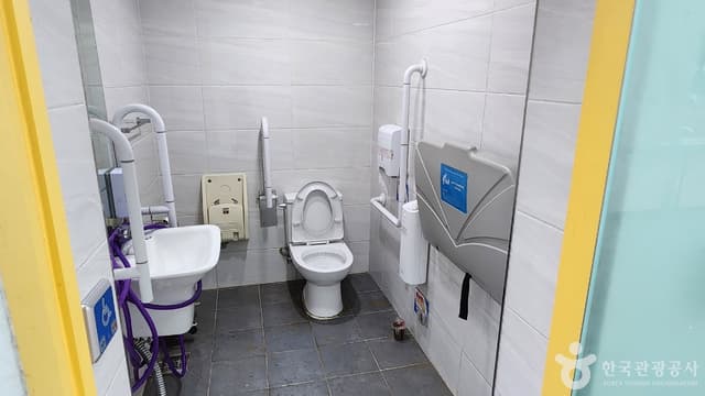 Image 7