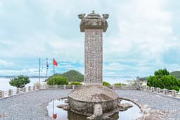 이충무공 벽파진 전첩비