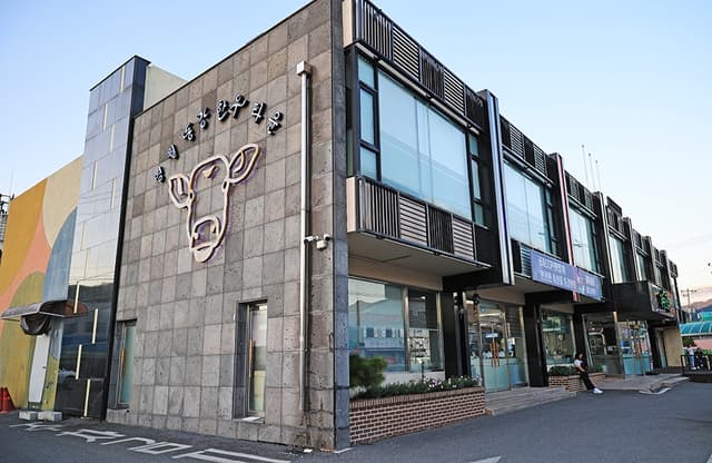 Image 0