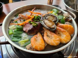 정프로해물칼국수