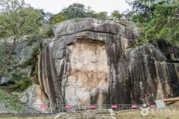 원풍리 마애불병좌상