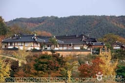 문학의 고장에서 만나는 문인의 향기