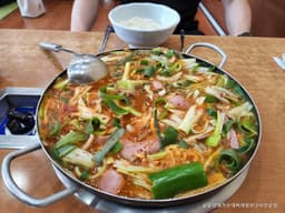 운암명가부대찌개철판구이전문점