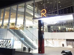 로얄 라운지 다이닝