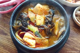 민속돌솥설렁탕