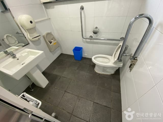 Image 7