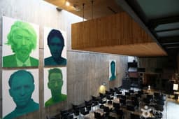 황인용 뮤직 스페이스 <카메라타>