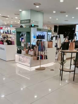 앤드백 춘천M백화점