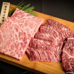 둔내역한우 본관