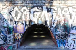 신촌그래피티벽화터널