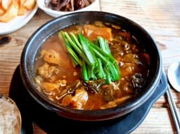 육일한 우거지장터국밥