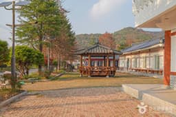 상사화피는마을