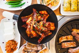 머시기쪽갈비 생족발구이