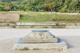 미륵사지 석등하대석