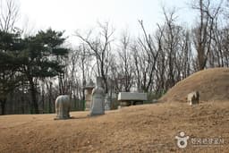 무더위에 cool한 동굴 속 피서