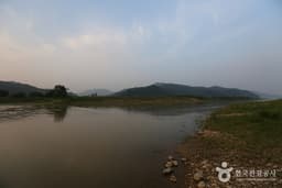 생활 속에 녹아든 예술과 자연을 만나다. 충주 민속공예거리 코스