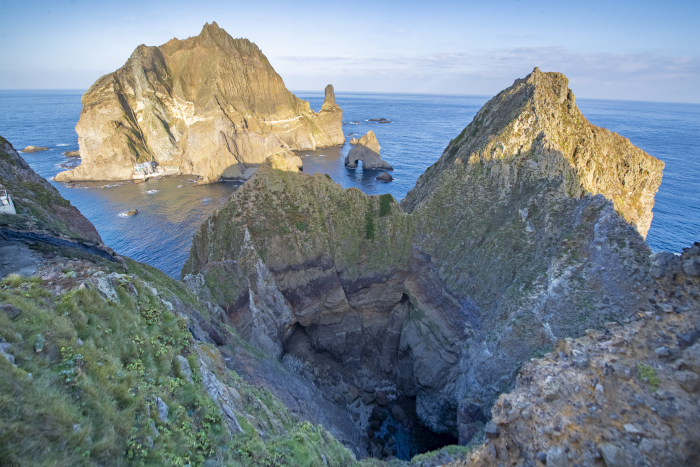천장굴 (울릉도, 독도 국가지질공원)