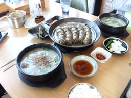 신교령사골순대국 본점