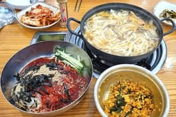 권오길손국수 본점