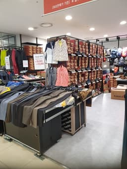 트렉스타 롯데팩토리가산