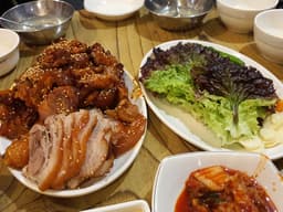 창신동매운족발 본점