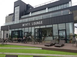 M1971 카페 엠브릿지