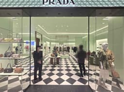 프라다 신세계백화점 본점