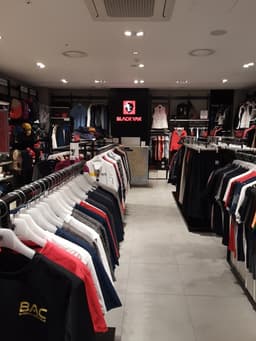 블랙야크 NC백화점 송파점