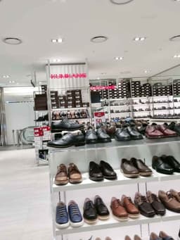 금강제화 NC 신구로점