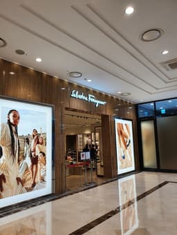 페라가모선글라스 신세계백화점 광주점