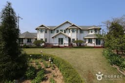 연어의 고향 펜션