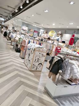 모이몰른 NC 신구로점