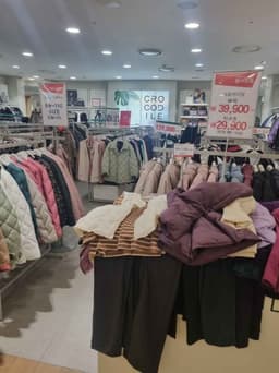 크로커다일레이디 마리오아울렛 1관점