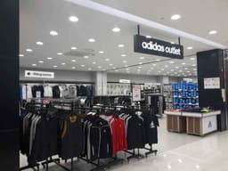 아디다스 모다아울렛 울산점