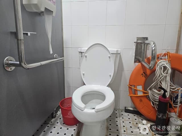Image 19