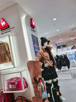 르꼬끄스포르티브 마리오아울렛 3관점