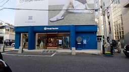 세르지오타키니 한남플래그십스토어