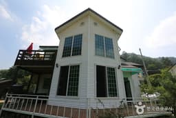 엄둔가자화이트펜션